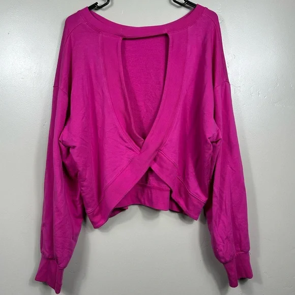Athleta Savasana Twist Back Cropped Crewneck  Electric Fuchsia Pink - Large - Picture 4 of 8